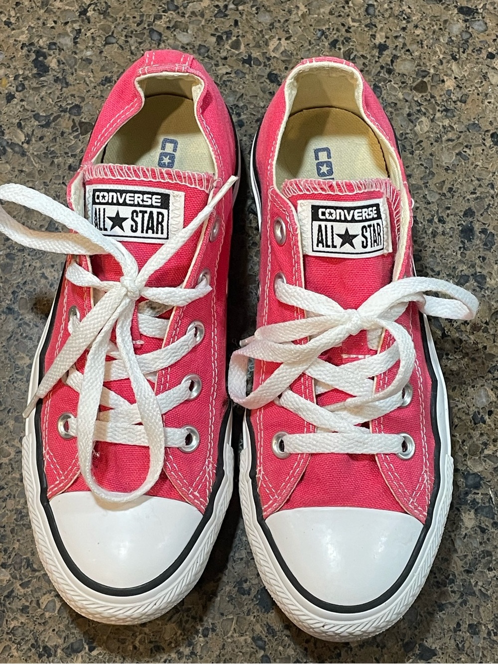Converse Chuck Taylor All Star Low Top Ox Raspberry Jam Womens Size 6 Great Cond - Picture 2 of 9